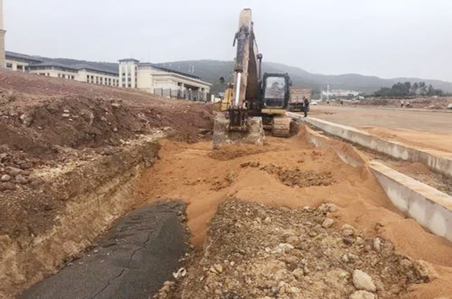 北京道路劃線,拆除清運(yùn),路基開挖,交通設(shè)施,北京軒溪谷商貿(mào)有限公司