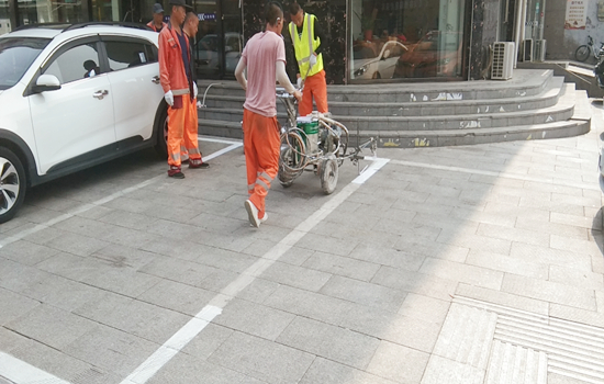 北京道路劃線,拆除清運,路基開挖,交通設(shè)施,北京軒溪谷商貿(mào)有限公司