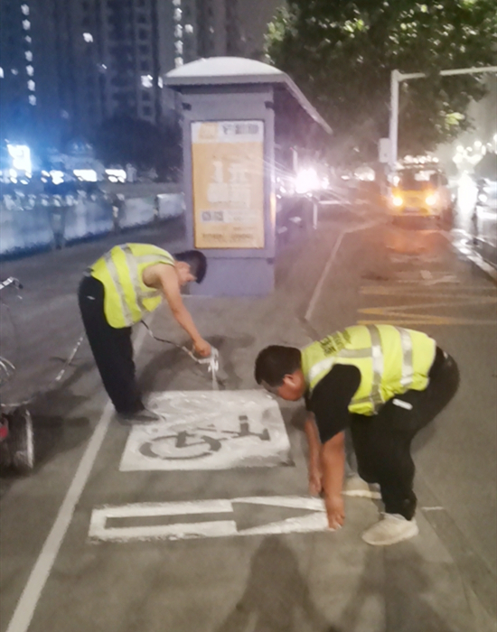 北京道路劃線,拆除清運,路基開挖,交通設(shè)施,北京軒溪谷商貿(mào)有限公司